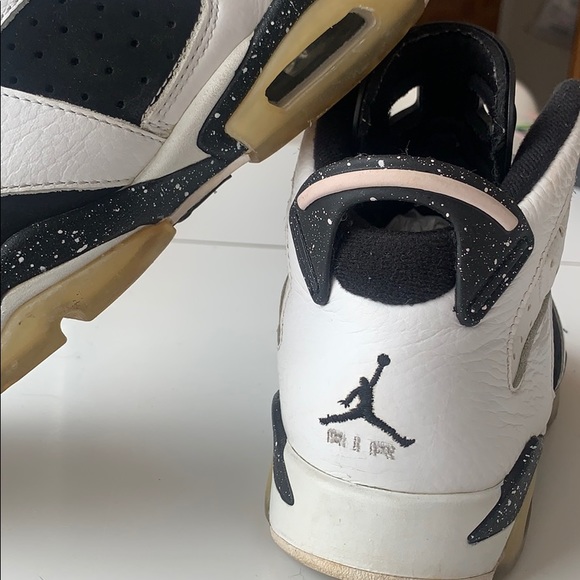 Jordan 6 Oreos - Picture 3 of 9